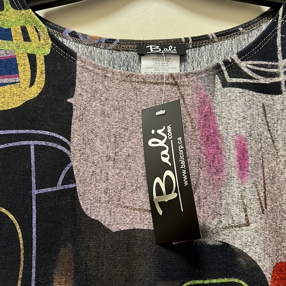 NWT Bali Print 3/4 Sleeves Top size Medium - Picture 6 of 7